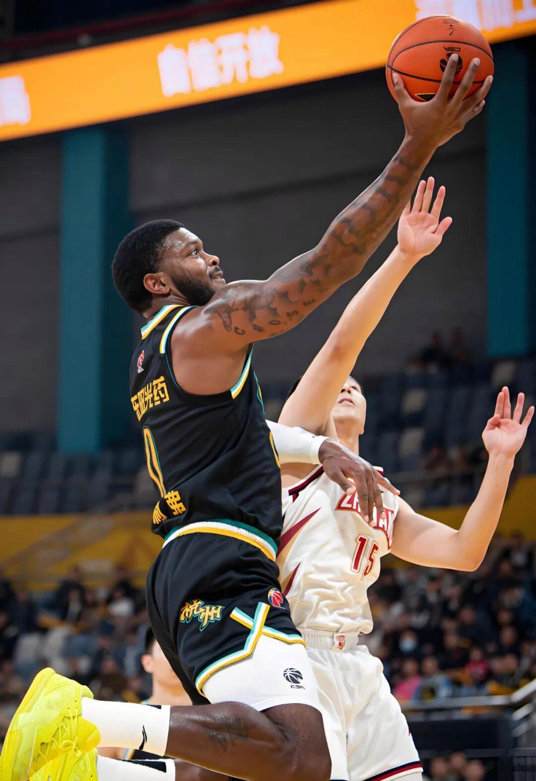 包含离谱！清晨阿斯顿维拉调整名单以备CBA常规赛Ming连续十二场比赛得分超过绝杀，里尔国际比赛日完成体检的词条