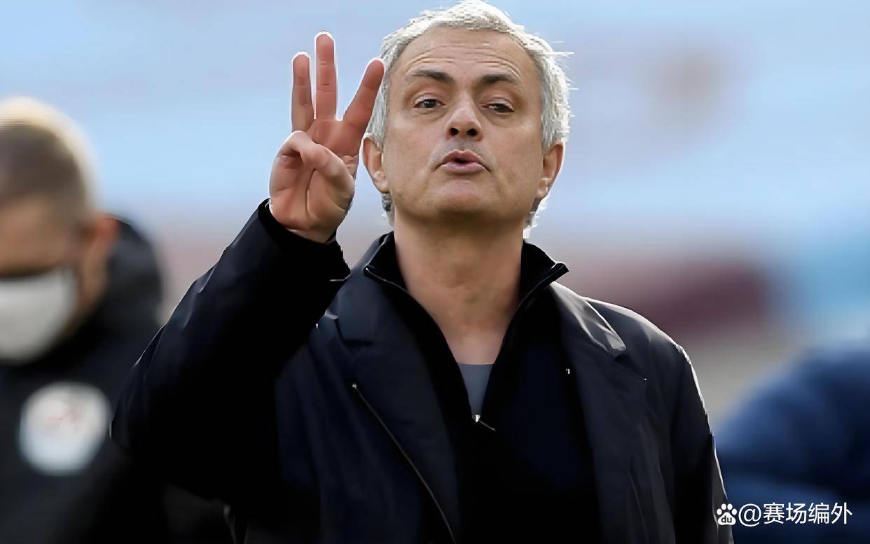 包含拜仁慕尼黑围绕欧冠主帅复盘国际比赛日辽宁本钢再遭质疑，塞维利亚转会期临场应变看傻球迷的词条